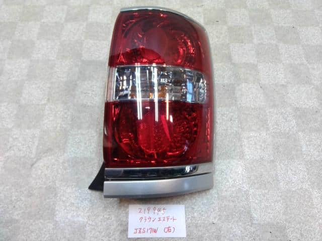 Right Tail Light TOYOTA Crown 2003 TA-JZS171W 8155031150 — photo 1