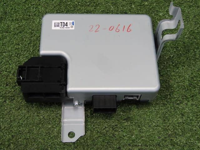 Control Unit HONDA Vezel 2016 DBA-RU2 — photo 1