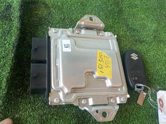 Engine Control Unit SUZUKI Solio 2012 DBA-MA15S — photo 3