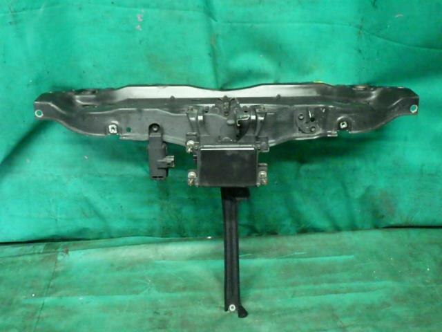 Radiator Core Support TOYOTA Lexus ls 2008 DAA-UVF45 — photo 1