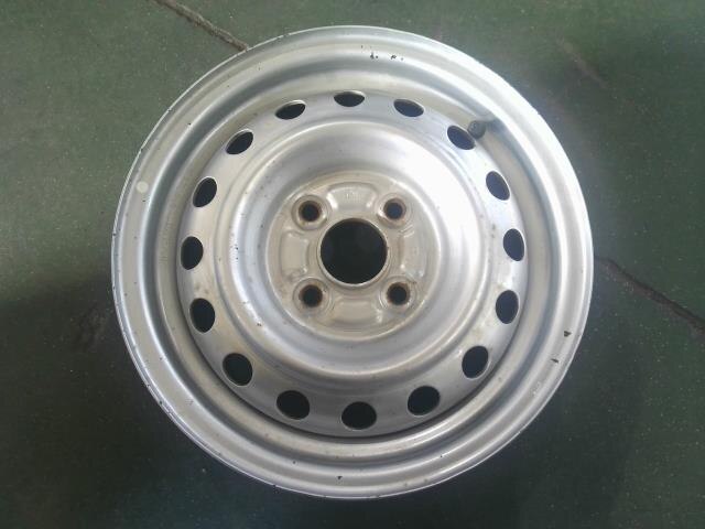 Wheel TOYOTA Succeed 2013 DBE-NCP51 — photo 1