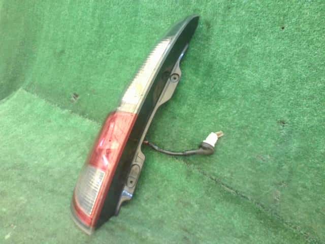 Left Tail Light NISSAN Moco 2011 DBA-MG33 — photo 3