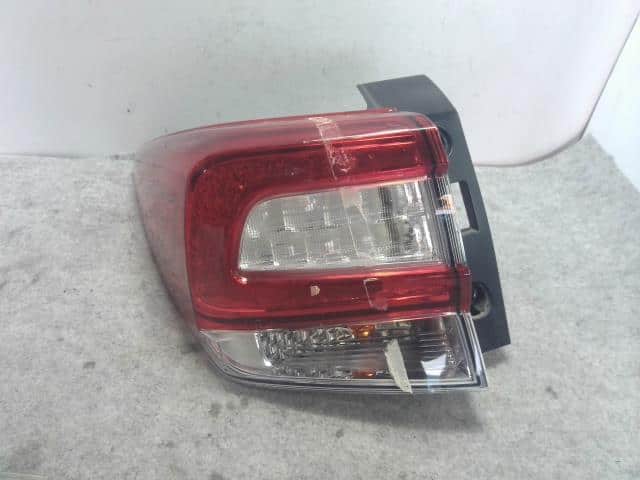 Left Tail Light SUBARU Impreza 2017 DBA-GT7 — photo 1