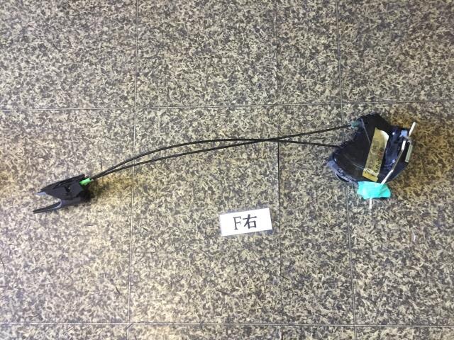 Door Lock Solenoid TOYOTA IQ 2008 DBA-KGJ10 — photo 1