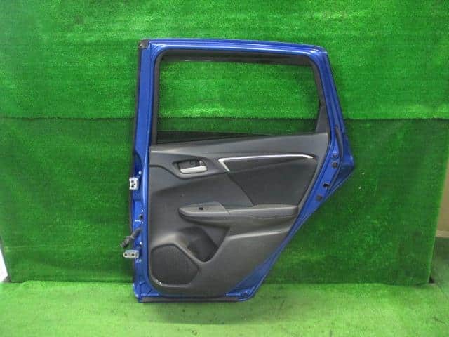 Rear Right Door Assembly HONDA Fit 2014 DBA-GK3 — photo 4