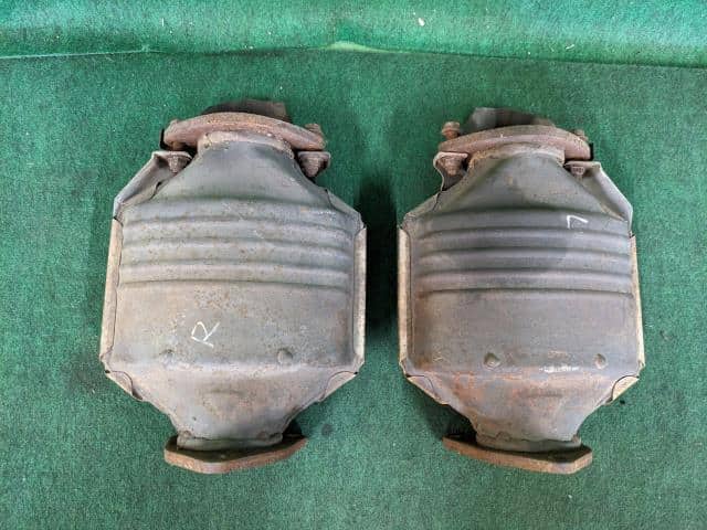 Catalyst TOYOTA Celsior 1991 E-UCF11 1845050040 — photo 2