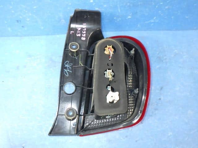 Left Tail Light NISSAN March 2015 DBA-K13 — photo 2