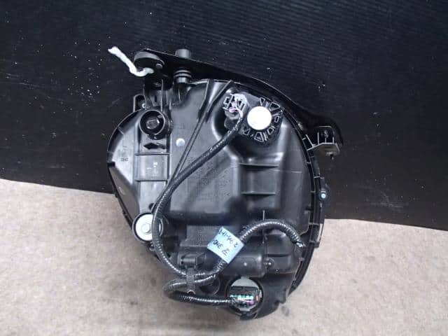 Left Headlight HONDA N-one 2021 6BA-JG3 33150T82J11 — photo 2