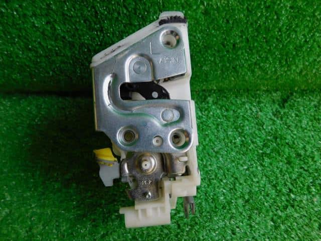 Front Left Door Lock Actuator SUZUKI Wagon R 2009 DBA-MH23S 8225066K01 — photo 3