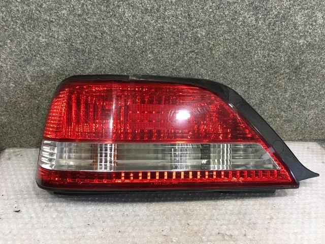 Left Tail Light TOYOTA Cresta 1996 GX100 — photo 1