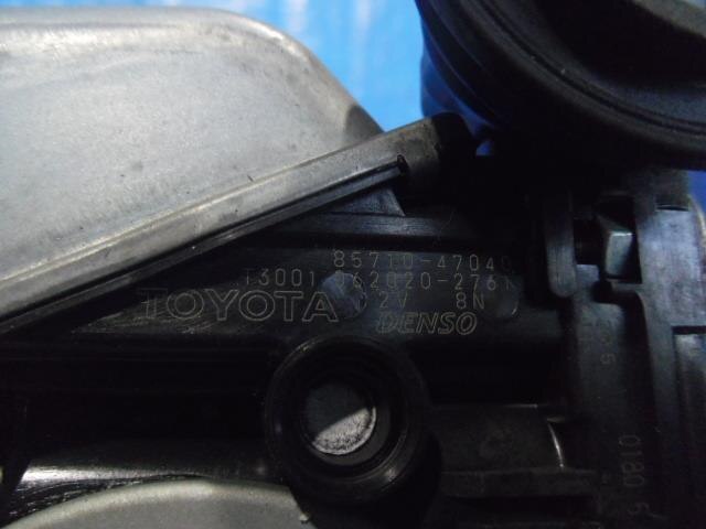 Front Right Door Regulator TOYOTA Prius 2011 DAA-ZVW30 — photo 3