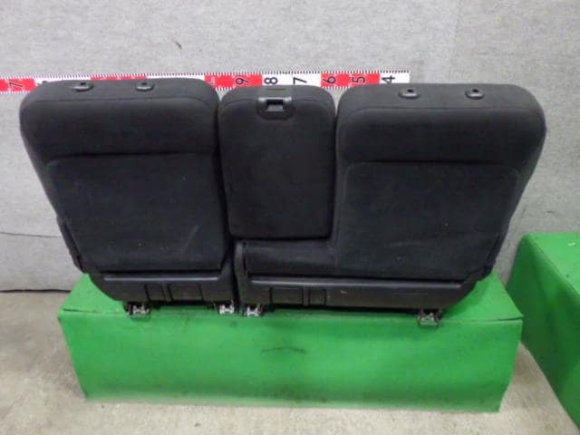 Second Seat HONDA Elysion RR2 — photo 2