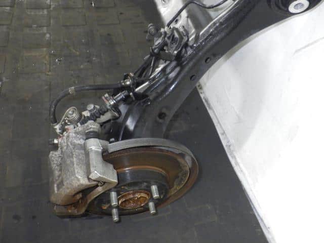 Rear Axle Beam Assembly SUZUKI Swift 2017 DAA-ZC53S — photo 4