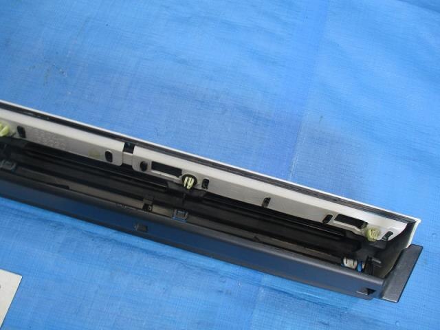 Front Left Door Protector TOYOTA vellfire 2013 DBA-ANH20 — photo 5