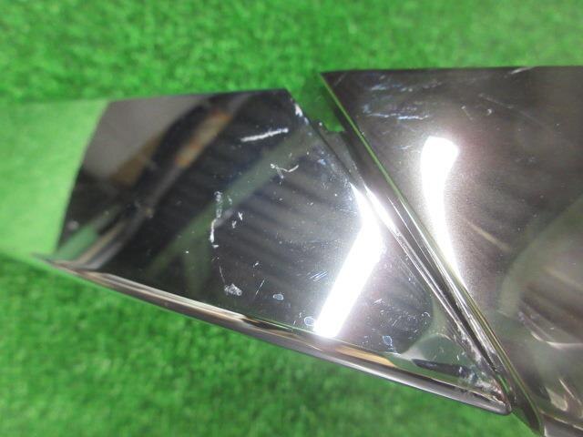 Radiator Grille TOYOTA Noah 2022 6BA-MZRA90 — photo 2