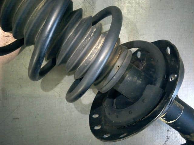 Front Left Strut HONDA Fit 2010 DBA-GE8 — photo 4
