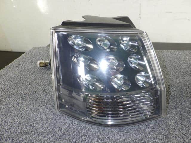 Left Tail Light MITSUBISHI Outlander 2005 DBA-CW5W — photo 1