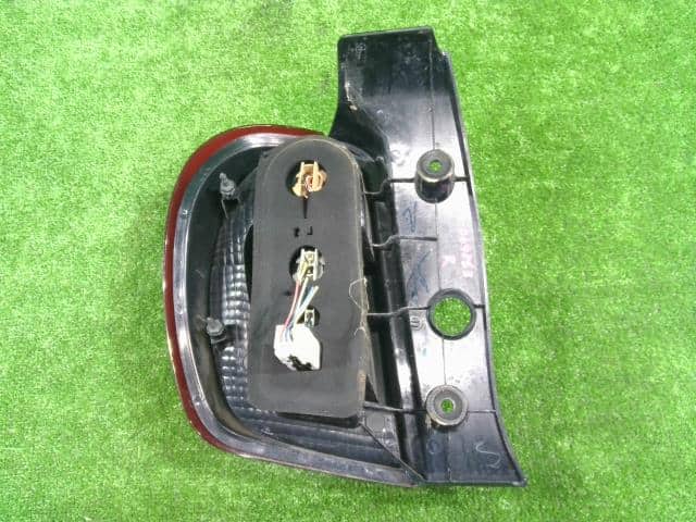 Right Tail Light NISSAN March 2014 DBA-K13 — photo 3
