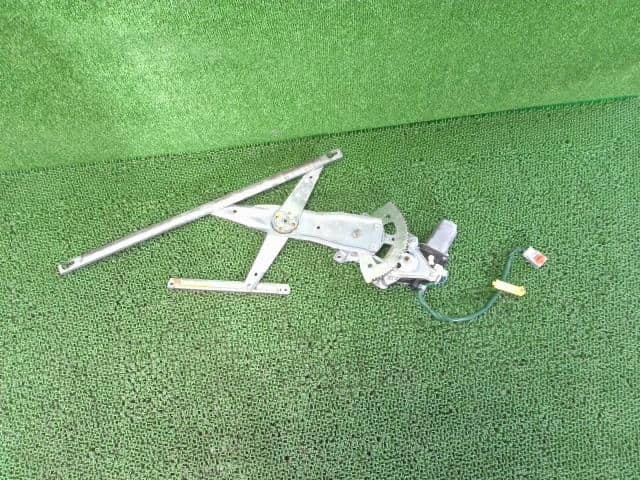 Front Right Door Regulator HONDA Vamos Hobio 2009 GBD-HJ2 — photo 5