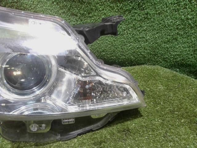 Right Headlight SUZUKI Spacia 2014 DBA-MK32S — photo 5