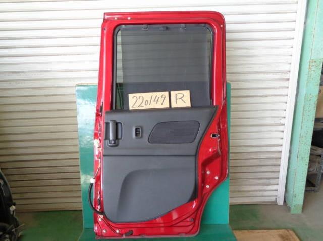 Rear Right Door Assembly NISSAN Dayz roox 2019 DBA-B21A — photo 2