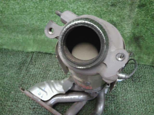 Exhaust Manifold TOYOTA Blade 2007 DBA-AZE15 — photo 3