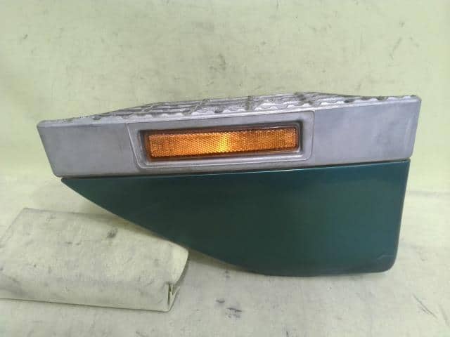 Right Side Step HINO Ranger 2015 TKG-FC9JJAA 51771E0090 — photo 1