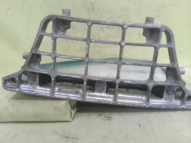 Right Side Step HINO Ranger 2015 TKG-FC9JJAA 51771E0090 — photo 3