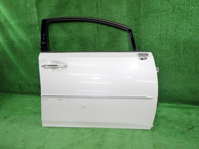 Front Right Door Assembly TOYOTA SAI 2010 DAA-AZK10 — photo 1