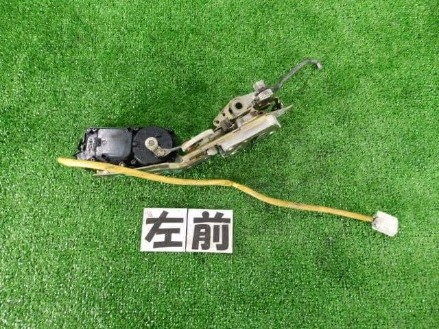 Front Left Door Lock Actuator MAZDA Titan 2000 GE-SYE6T WG7059310B — photo 1