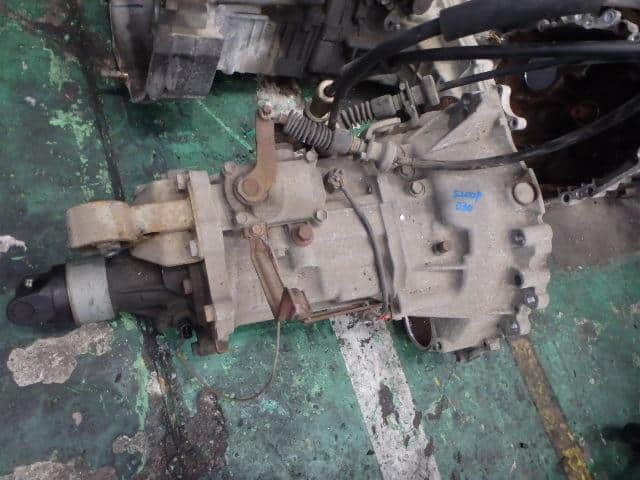 Manual Transmission DAIHATSU Hijet 2005 TE-S200P — photo 1