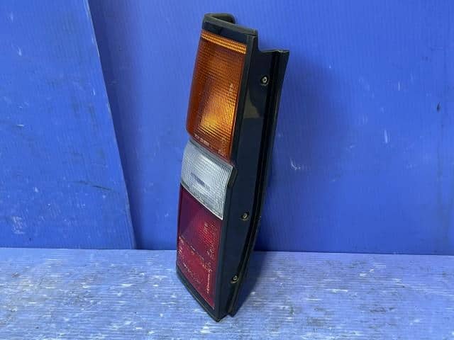 Left Tail Light NISSAN Terrano 1993 E-WHYD21 — photo 3