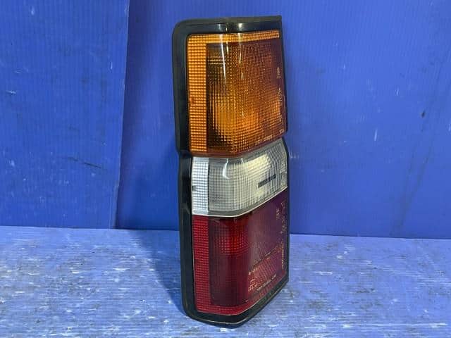 Left Tail Light NISSAN Terrano 1993 E-WHYD21 — photo 2