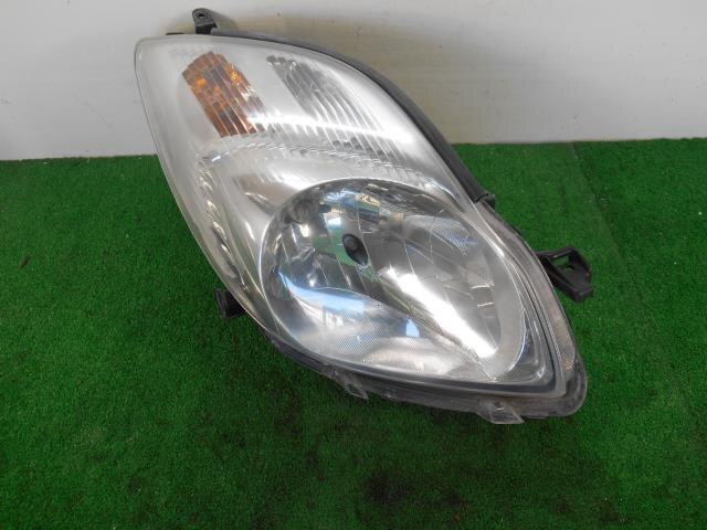 Right Headlight TOYOTA Vitz 2008 DBA-KSP90 — photo 2