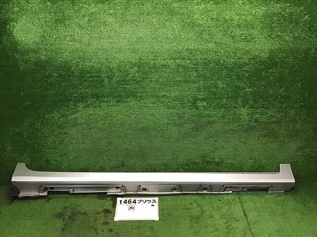 Right Side Step TOYOTA Prius Alpha 2012 DAA-ZVW41 — photo 1