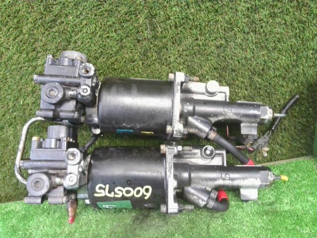 Brake Parts ISUZU Forward 2000 KL-FSR34H4R 1478007032 — photo 2