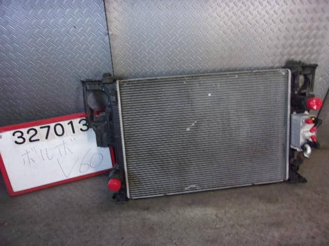 Radiator VOLVO Volvo 60 series 2015 CBA-FB6304T — photo 1