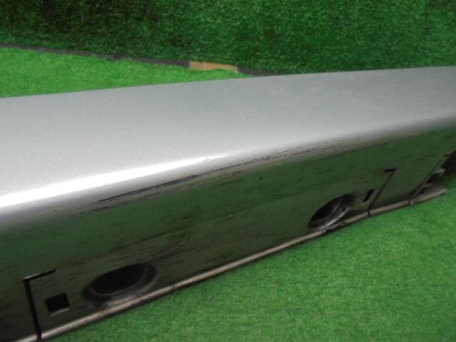 Right Side Step TOYOTA Prius 2010 DAA-ZVW30 — photo 3