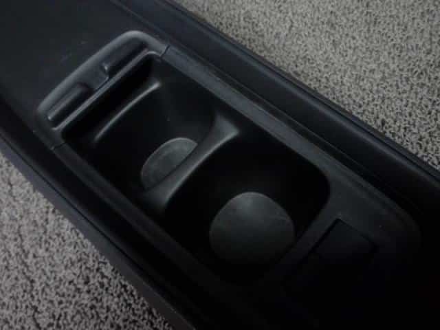 Console Box TOYOTA Aqua 2021 6AA-MXPK11 — photo 4