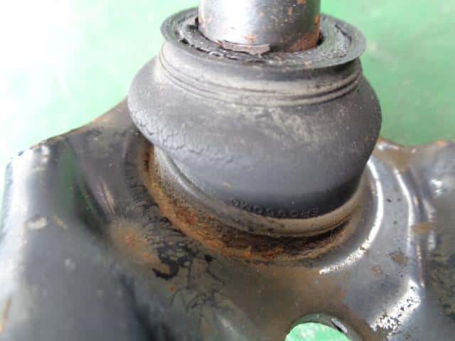 Front Right Lower Control Arm HONDA N-wgn 2014 DBA-JH1 — photo 3