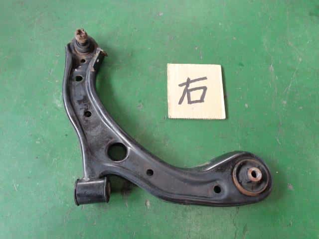 Front Right Lower Control Arm HONDA N-wgn 2014 DBA-JH1 — photo 1