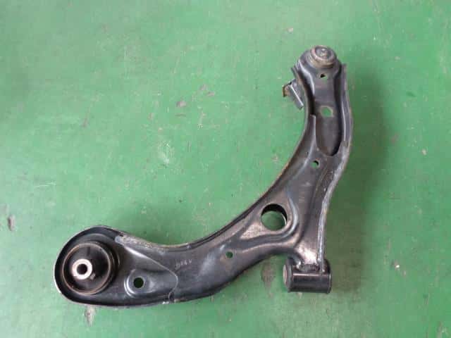Front Right Lower Control Arm HONDA N-wgn 2014 DBA-JH1 — photo 2