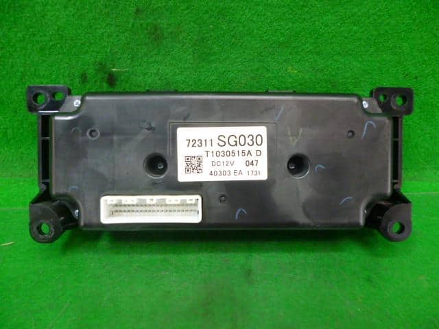A/C Control Panel SUBARU Forester 2014 DBA-SJ5 72311SG030 — photo 3