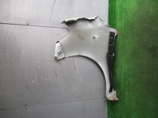 Right Fender Panel SUBARU Lucra 2010 DBA-L455F — photo 2