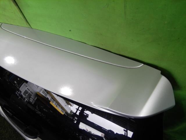 Back Door Assembly TOYOTA Prius Alpha 2011 DAA-ZVW41 — photo 3