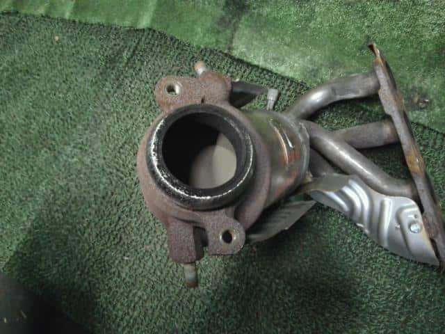 Exhaust Manifold TOYOTA Blade 2007 DBA-AZE15 — photo 3
