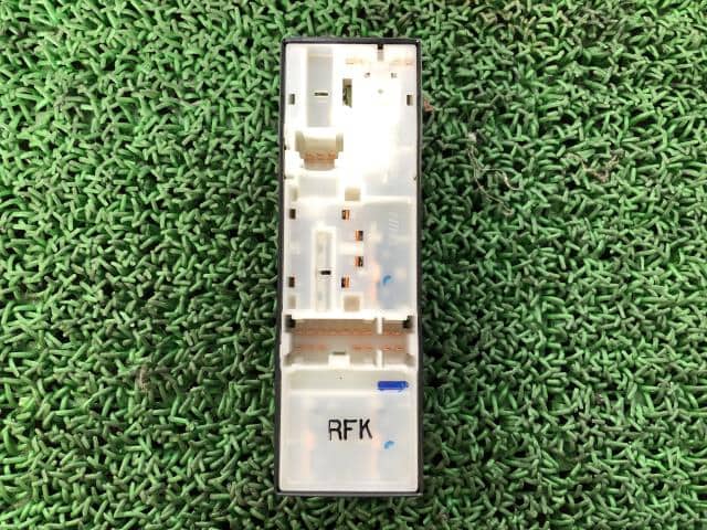 Power Window Switch MITSUBISHI Ek custom 2013 DBA-B11W — photo 4