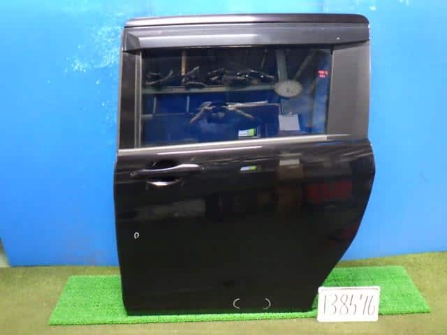 Rear Left Door Assembly HONDA Freed 2010 DBA-GB3 — photo 1