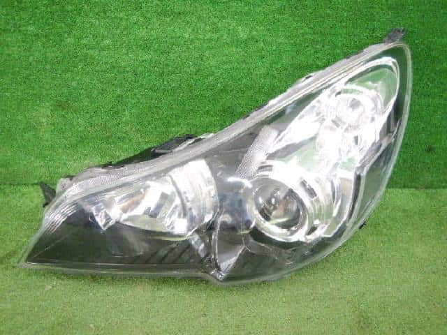 Left Headlight SUBARU Legacy 2010 BR9 84001AJ171 — photo 1