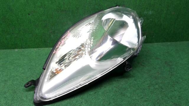 Right Headlight TOYOTA Vitz 2009 DBA-KSP90 — photo 3